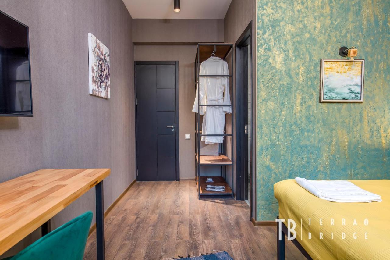 Terra Bridge Hotel Tbilisi Ngoại thất bức ảnh