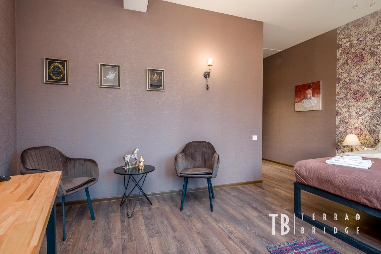 Terra Bridge Hotel Tbilisi Ngoại thất bức ảnh